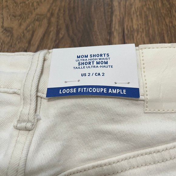 NWT! H&M Ultra High Waist Mom Jean Shorts White Loose Fit Size 2 - Picture 3 of 3